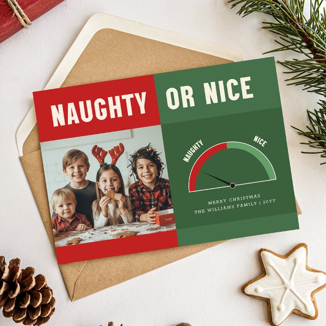 Tarjeta Festiva Naughty or Nice | Funny Family Kid Photo Christmas (Subido por el creador)