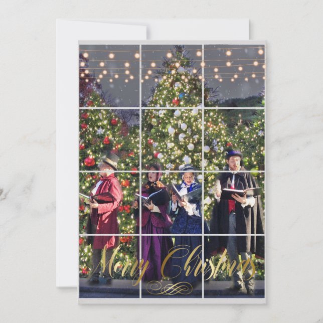 Tarjeta Festiva Navidades Caroleros Árboles decorados Nieve caída  (Anverso)