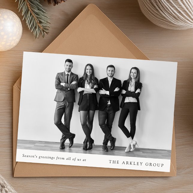 Tarjeta Festiva Navidades corporativos | Negros y blancos (Mininal corporate Christmas card created for professional and sleek holiday greetings)