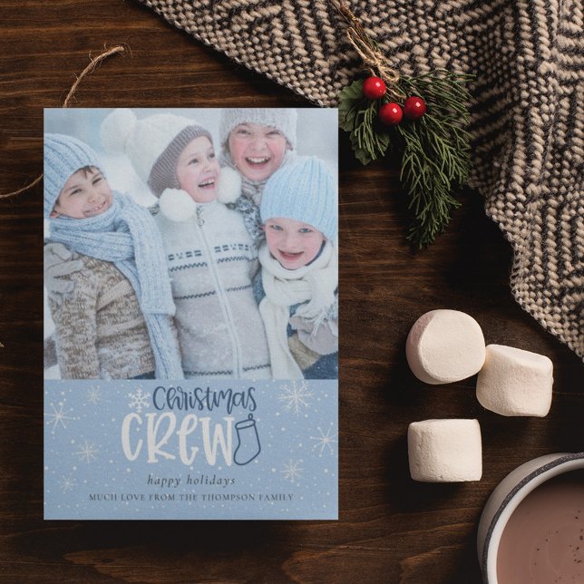 Tarjeta Festiva Navidades Crew Family Photo Snowflakes Blue (Subido por el creador)