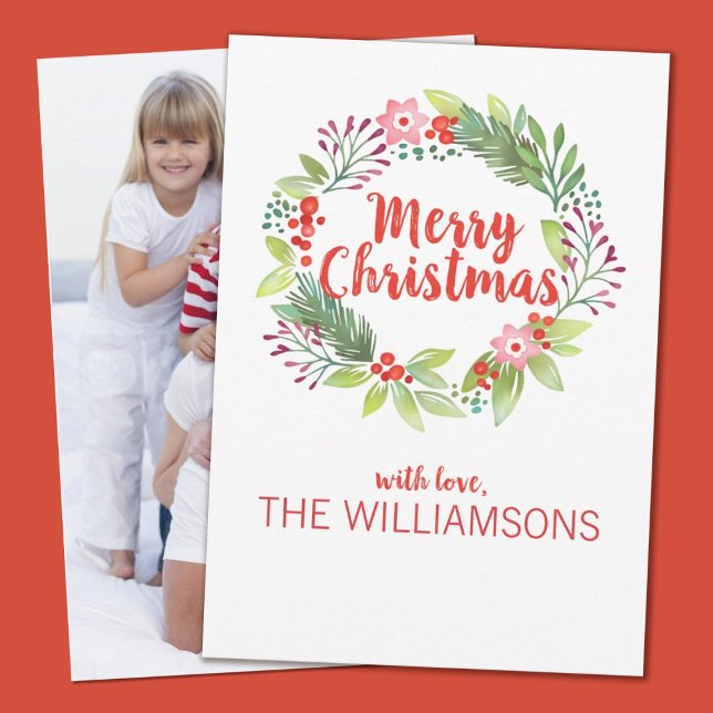 Tarjeta Festiva Navidades de acuarela personalizados Foto de Wreat (A pretty watercolor floral Christmas wreath decorates this holiday photo card. )