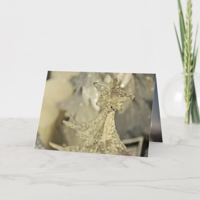 Tarjeta Festiva Navidades de adornos de árboles plateados purpurin (Anverso)