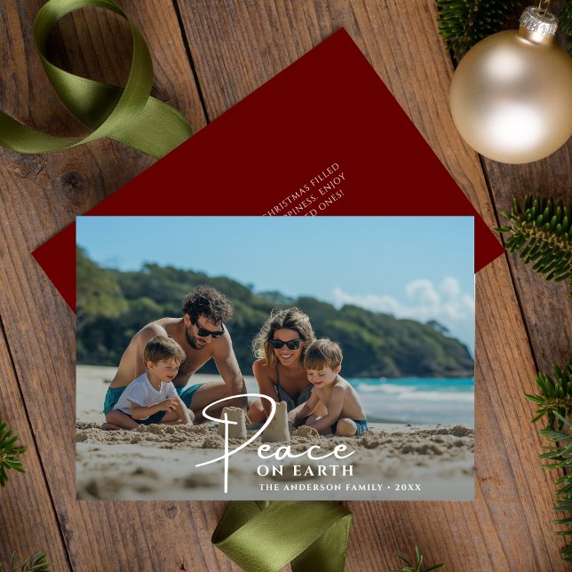 Tarjeta Festiva Navidades de Beach Family Photo Peace On Earth (Subido por el creador)