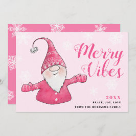 Tarjeta Festiva Navidades de Cute Pink Gnome Merry Vibes