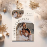 Tarjeta Festiva Navidades de fotografía de tipografía moderna<br><div class="desc">Moderna tarjeta de vacaciones de Navidades de collage de fotos con forma abstracta con un mínimo gráfico mínimo. Negrita en el diseño de tendencias. Parte de una colección de vacaciones.</div>