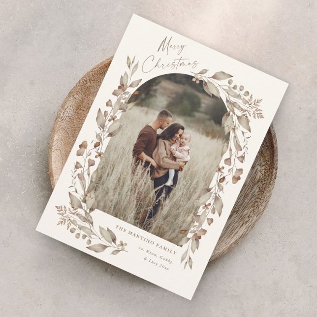 Tarjeta Festiva Navidades de fotografía del Arco de Flores Silvest (Boho wildflower foliage elegant arch photo christmas holiday card.)