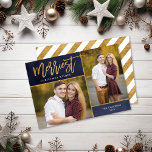 Tarjeta Festiva Navidades de fotografía Merriest Faux Relieve meta<br><div class="desc">Un personalizado asequible imprimió tarjetas de foto navideñas con plantillas sencillas para la personalización. Este elegante diseño neutro cuenta con un falso borde de Relieve metalizado dorado alrededor de un diseño de 2 collage de fotos. El texto de la escritura moderna de caligrafía dice Deseos de los Navidades más Merriest....</div>