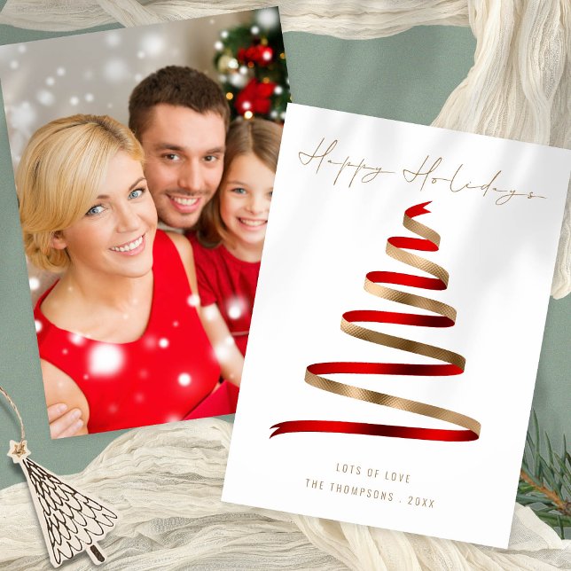 Tarjeta Festiva Navidades de fotos del Árbol de Oro Rojo Felices F (Front and back view - add your photo on the back for a great keepsake card!)