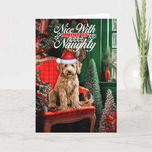 Tarjeta Festiva Navidades de Goldendoodle Dog Naughty Nice