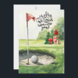 Tarjeta Festiva Navidades de golf temáticos para golfistas en curs<br><div class="desc">En esta temporada de vacaciones, disfrute y envíe cálidos deseos a su aficionado al golf favorito con nuestra encantadora tarjeta de Navidades con temática de golf. En el interior, podrá deleitarse con imágenes divertidas de una pelota de golf con un sombrero de Santa y un carrito de golf decorado que...</div>