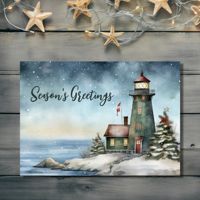 Tarjeta Festiva Navidades de la temporada de Wintery Lighthouse (Front - Wintery Lighthouse Season's Greetings Christmas Holiday Card)