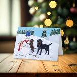 Tarjeta Festiva Navidades de Labrador con Snowman<br><div class="desc">Navidades de Labrador con tarjeta de vacaciones de Snowman para fans de Labrador. Tres perros labradores juegan con su muñeco de nieve en el campo blanco de la nieve. Escena típica de la temporada navideña de Navidades. Cuadrillo de pintura de Labrador Retriever pintada por Naomi Ochiai de Japón. El Labrador...</div>