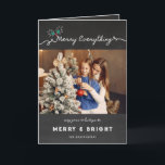 Tarjeta Festiva Navidades de Merry Everything Chalkboard Mistletoe<br><div class="desc">Rústico 'Merry Everything' Chalkboard Mistletoes Navidades / Tarjeta fotográfica de vacaciones. Tarjeta fotográfica de vacaciones / navidad moderna con 3 fotos separadas con diseño frontal, interior y posterior. El fondo base se puede cambiar al color que desee. La mayoría del texto es editable. Obra de arte diseñada / original por...</div>