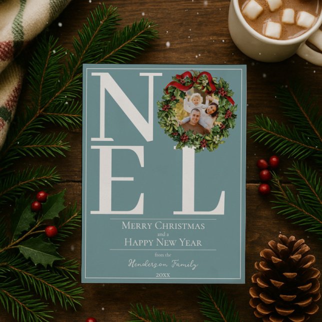 Tarjeta Festiva Navidades de noel verde azulados Wreath Photo (Teal Noel Christmas Wreath Photo Holiday Card)
