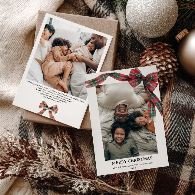 Tarjeta Festiva Navidades de Plaid Coquette Bow Winter 2 Foto (Plaid Coquette Bow Christmas Winter 2 Photo Holiday Card)