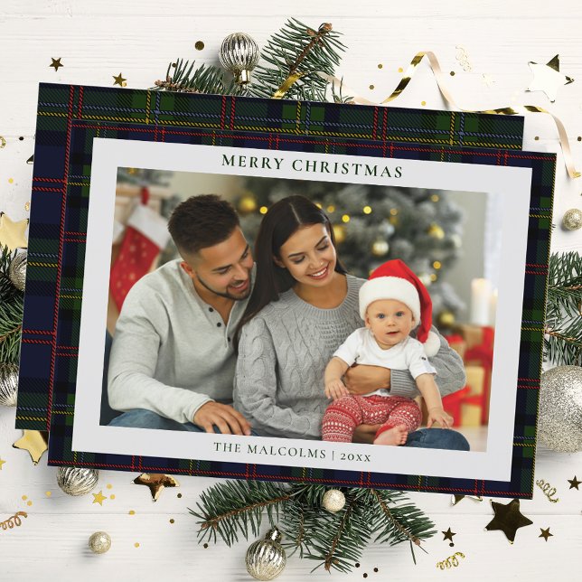 Tarjeta Festiva Navidades de Plaid Rustic Family Photo Malcolm Tar (Plaid Rustic Malcolm Tartan Family Photo Christmas Greetings Card)