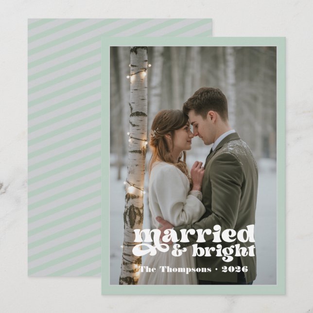 Tarjeta Festiva Navidades de recién casados en verde claro y plate (Anverso / Reverso)