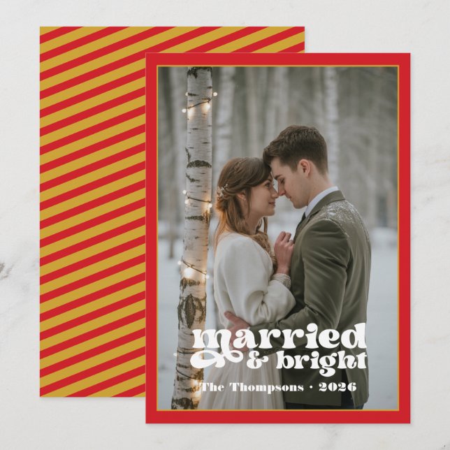 Tarjeta Festiva Navidades de Red & Gold Newlyweds (Anverso / Reverso)
