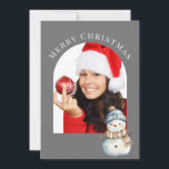 TARJETA FESTIVA NAVIDADES DE SNOWMAN GRIS ARCHED FOTO<br><div class="desc">La preciosa tarjeta de Navidades de fotografía abovedada es elegante y elegante. Sube tu foto al frente y edita el saludo en la parte posterior, </div>