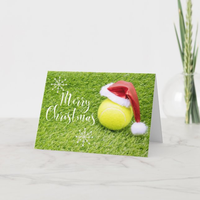 Tarjeta Festiva Navidades de tenis con pelota de tenis y sombrero  (Anverso)