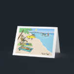 Tarjeta Festiva Navidades de vacaciones de Santa y Reindeer Beach<br><div class="desc">Tarjeta de Navidades humorísticos. Personalizado de Santa y sus renos en una soleada playa tropical. La inmaculada Santa Cláusula en baúles rojos está montando las olas. Un reno corre con una tabla de surf. Otros renos están bronceándose o leyendo en la arena. El título es "Yule Tide". Dentro de la...</div>