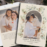 Tarjeta Festiva Navidades del Personalizado de Eucalyptus Greenery<br><div class="desc">Nuestra "tarjeta de vacaciones para Navidades del Personalizado Eucalyptus Greenery Botánico" captura la esencia del cottagecore con su vegetación eucaliptus y su cortina de acuarela botánica. La florida corona le da un toque elegante a sus saludos vacacionales. En un bonito color crema, esta carta encarna la sencillez y la neutralidad...</div>
