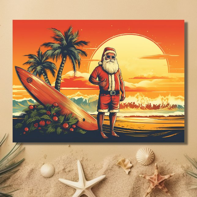 Tarjeta Festiva Navidades del Santa y Surfboard Retro Surfing Beac (Front - Santa and Surfboard Retro Surfing Beach Christmas Holiday Card)