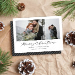 Tarjeta Festiva Navidades elegante Script mult photo guardar la fe<br><div class="desc">Un hermoso Navidad multifoto ahorra la tarjeta de fecha,  perfecta para enviar deseos de vacaciones a la familia y amigos. Personalizar el color del respaldo para personalizar tu tarjeta. Parte de una colección.</div>