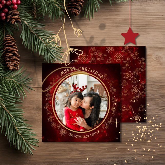 Tarjeta Festiva Navidades elegantes foto estrellas del oro rojo (Elegant Christmas Photo Red Gold Stars Holiday Card)
