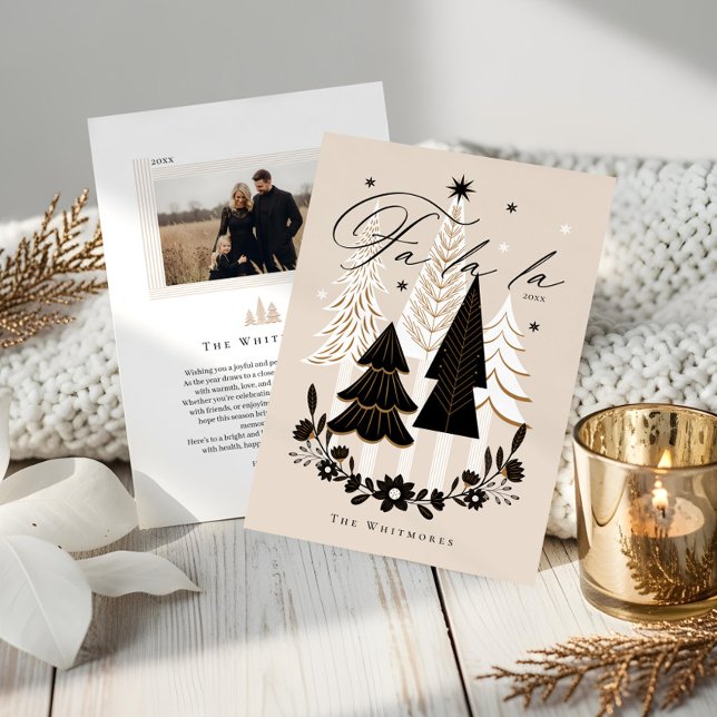 Tarjeta Festiva Navidades Elegantes Modernos Fa La Photo Evergreen (Elegant Modern Fa La La Photo Evergreen Christmas Holiday Card)
