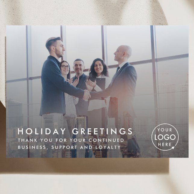 Tarjeta Festiva Navidades empresariales | Logotipo moderno de foto (Corporate team photo card with customizable logo and professional festive message)