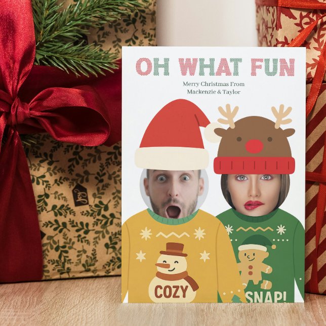 Tarjeta Festiva Navidades feos Sweater Funny Face Personalizado (Ugly Christmas Sweater Funny Face Personalized Holiday Card by Ricaso. Add your own faces.)