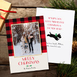 Tarjeta Festiva Navidades fotográficos familiares Personalizado Ll<br><div class="desc">Tarjeta de Navidades de estilo vintage,  lista para que puedas personalizar con tu propia foto favorita! Presenta un patrón de control tradicional de Buffalo Plaid en rojo y negro,  y un ilustracion festivo de perro en la parte trasera. Se puede personalizar el texto de la parte delantera y posterior.</div>