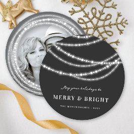 Tarjeta Festiva Navidades merry y brillantes en foto de luces para