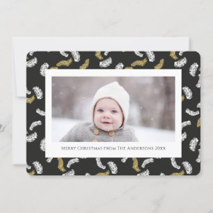Tarjeta Festiva Navidades modernos de Black Script Gold Pine Mistl