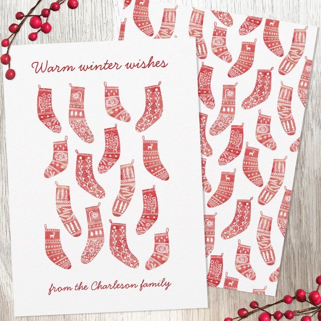 Tarjeta Festiva Navidades nórdicos Navidades de acciones (Nordic Scandinavian red and white Christmas stockings holiday card)