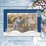 Tarjeta Festiva Navidades Papercut Snowflakes Family Photo Winter<br><div class="desc">Navidades Papercut Snowflakes Family Photo Winter Holiday Card</div>