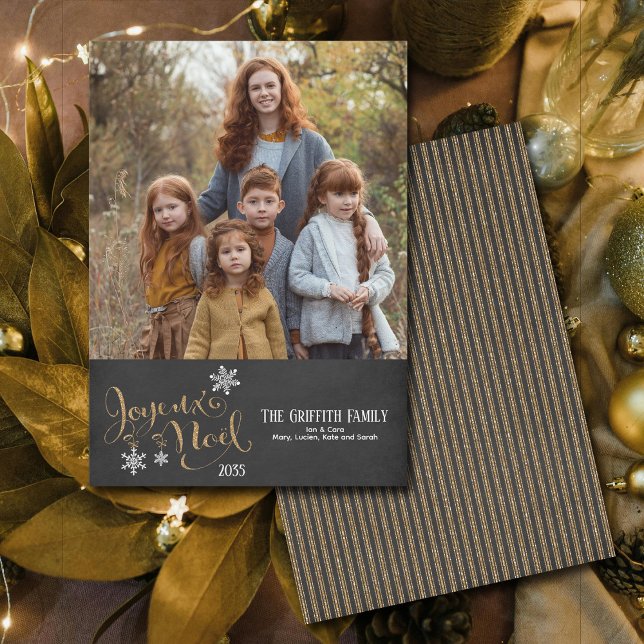 Tarjeta Festiva Navidades Purpurina de oro Joyeux Noel Snowflakes (Wish your family and friends "Joyeux Noel" this holiday season with this one-photo Christmas card.)