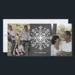 Tarjeta Festiva Navidades Snowflake Chalkboard Dos fotos<br><div class="desc">Esta tarjeta de vacaciones en blanco y negro muestra una imagen de un antiguo pizarrón,  un copo de nieve blanco y una sala para dos fotos.</div>