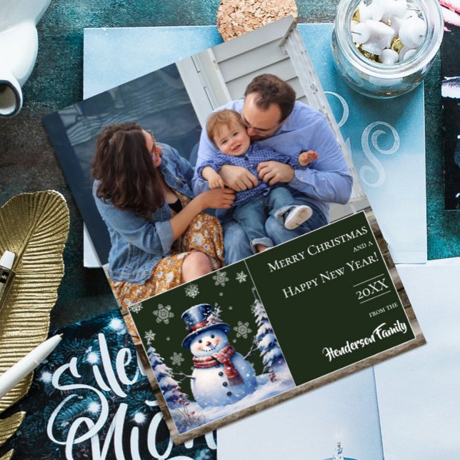 Tarjeta Festiva Navidades Snowman de Winter Forest | Green (Green Winter Forest Snowman Christmas Photo Holiday Card)