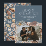 Tarjeta Festiva Navidades tropicales cálidos saludos de mar foto a<br><div class="desc">Navidades tropicales de azul cálido mares y saludos moderno y elegante diseño de tarjetas de vacaciones</div>