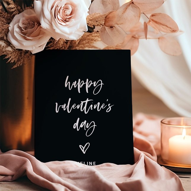 Tarjeta Festiva Negra | Guión azul blanco y corazón de San Valentí (An elegant black Valentine's Day card with casual script and a heart)