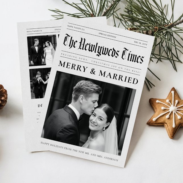 Tarjeta Festiva Newspaper Newlywed Black and White Photo Christmas (Subido por el creador)