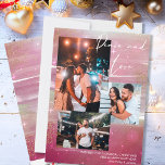 Tarjeta Festiva Noche estrellada Paz y Amor 3 Collage de fotos Roj<br><div class="desc">Crea tu propia tarjeta de vacaciones de 3 collage de fotos, con las letras de las manos de Peace and Love, en un fondo nocturno estrellado. El diseño se caracteriza por pinceladas acuáticas, en tonos de vino tinto rubí y rosa, con estrellas, resplandor estelar y polvo de oro. La Paz...</div>