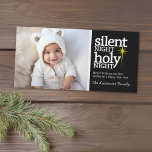 Tarjeta Festiva Noche silenciosa, Navidades cristianos de la Santa<br><div class="desc">PUNTO DE FOTO: Si su foto no encaja correctamente,  pulse sobre el Personalizar Este botón,  y podrá mover o redimensionar su foto. Personalizar esto con una foto HORIZONTAL. Si subes tu foto y necesita ser ajustada: Haz clic en el área PERSONALIZAR ESTE y mueve la foto.</div>