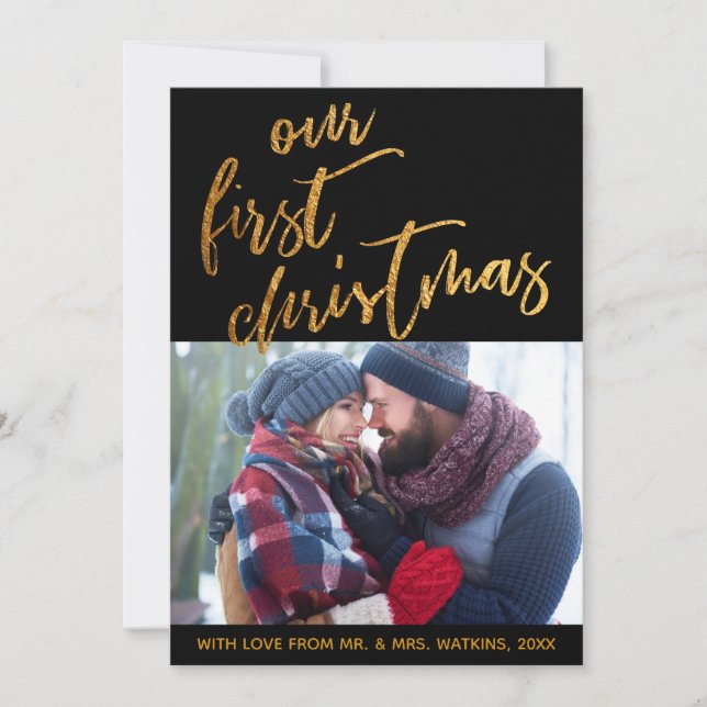 Tarjeta Festiva Olas de oro en negro nuestra primera Navidad, foto (Anverso)