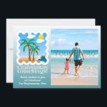 Tarjeta Festiva Palm Tree Holiday Lights Beach Navidades Fototarje<br><div class="desc">Añade tu foto de Navidades con temática playera y Celebra a los Navidades en la playa con este diseño fresco de luces coloridas en palmeras,  con adornos en una escena de playa verde azulada turquesa acuática. æ★ Ver Másnavidades productos de la palmera de la playa</div>