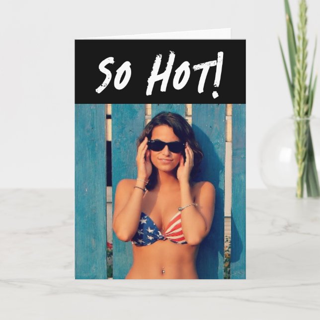 TARJETA FESTIVA PATRIOTA USA BIKINI CHICA FUNNY BIRTHDAY CARTA (Anverso)
