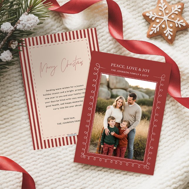 Tarjeta Festiva Peace Love & Joy Red Family Photo Christmas (Subido por el creador)