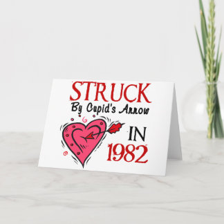 Tarjeta Festiva Pegado por la flecha del Cupid en 1982
